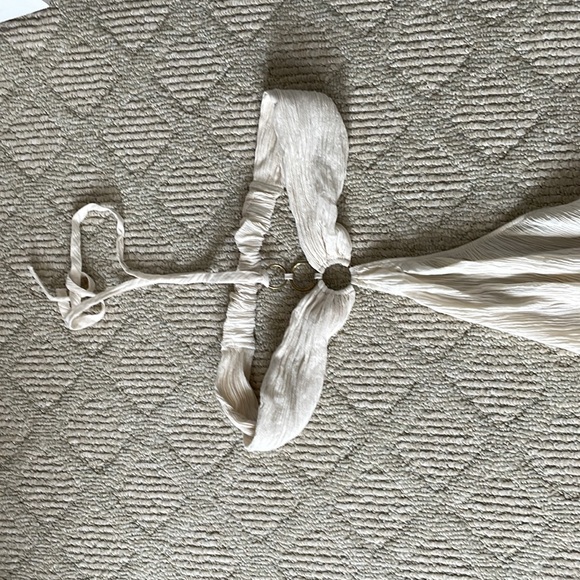 BNWT Savannah Morrow Mina cutout crinkled cotton-gauze halterneck maxi dress - Picture 6 of 6